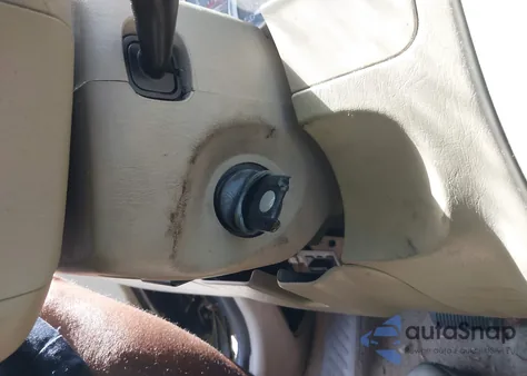 2004 Mercury Mountaineer из США, поврежденный, VIN 4M2YU5618DJ05240